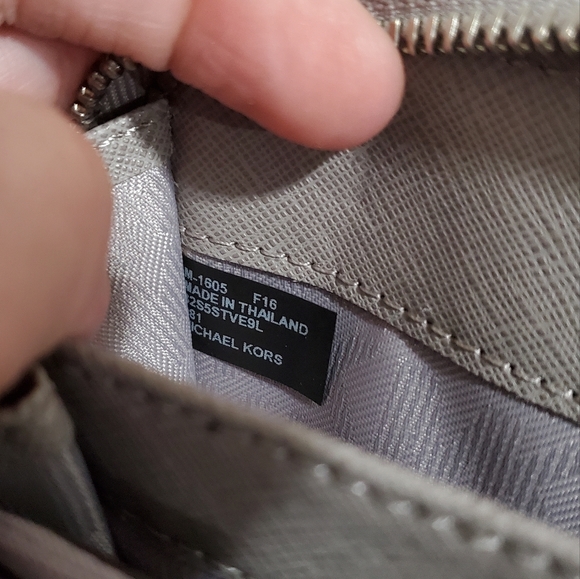 Michael Kors jet set wallet - Picture 5 of 6